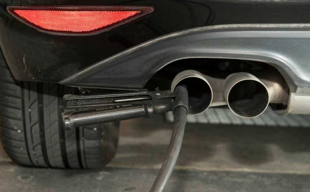 EU Car Ban Under Fire: Merz Calls for Combustion Engine U-Turn