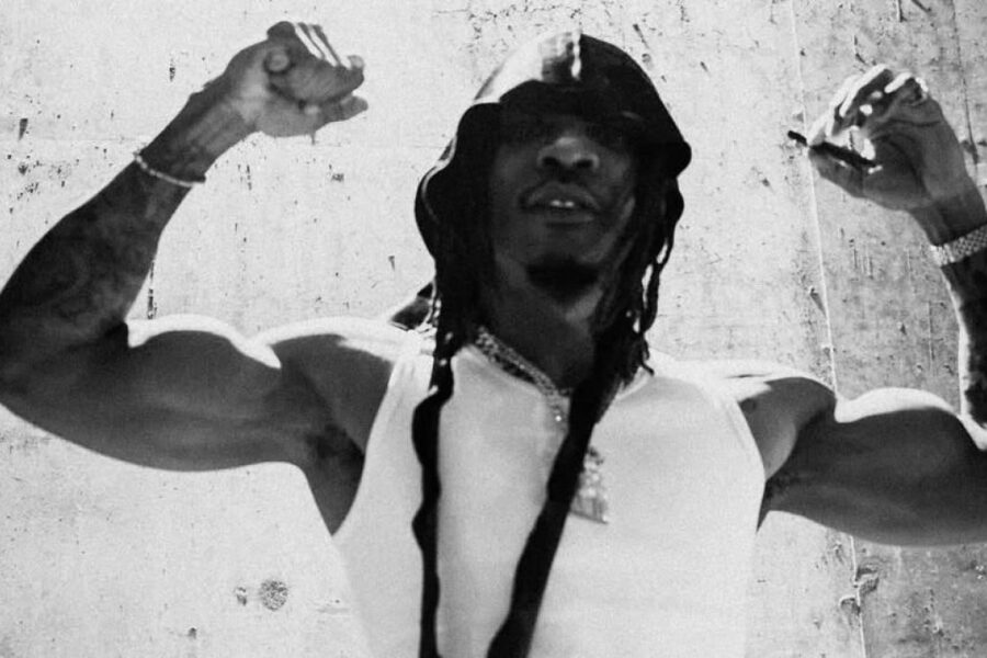 1da Banton Sets Dance Floors Ablaze with 'PAWON'


'PAWON': 1da Banton's Latest Afrobeats Masterpiece


Fresh Heat: 1da Banton Unleashes Infectious 'PAWON'