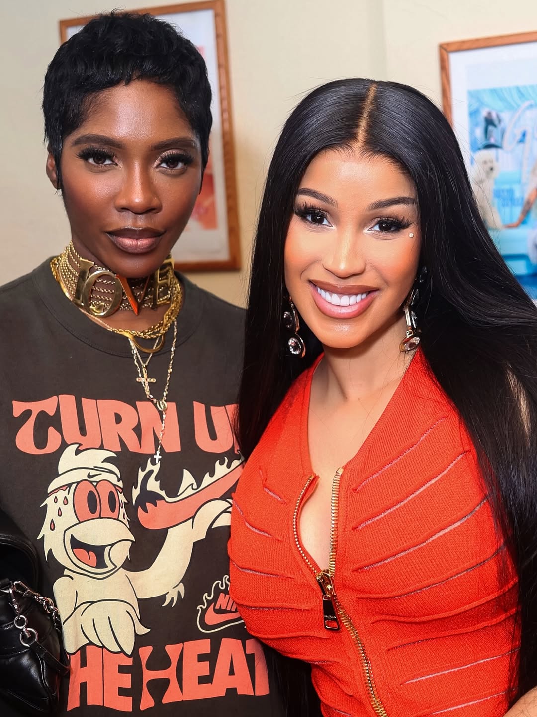 Queen Meets Queen: Tiwa Savage and Cardi B's Epic New York Moment


Afrobeats Meets Hip-Hop: Tiwa Savage Links with Cardi B in NYC


Star Power: Tiwa Savage and Cardi B's Stunning NYC Rendezvous