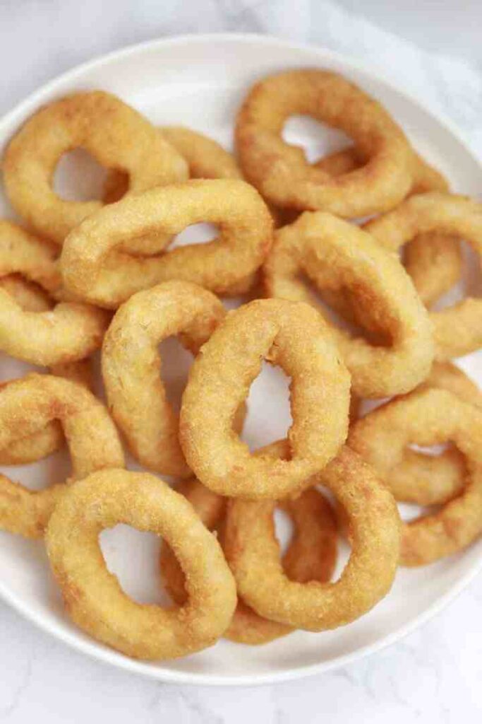 Crispy Air-Fried Onion Rings From Frozen