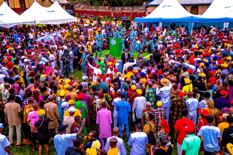 Abia: Mass Defection as 100+ PDP Members Switch to APC in Obingwa