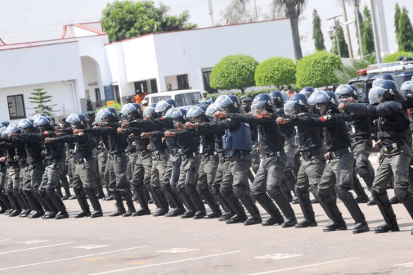 Police Enforce Movement Controls Ahead of Anambra Governor Vote